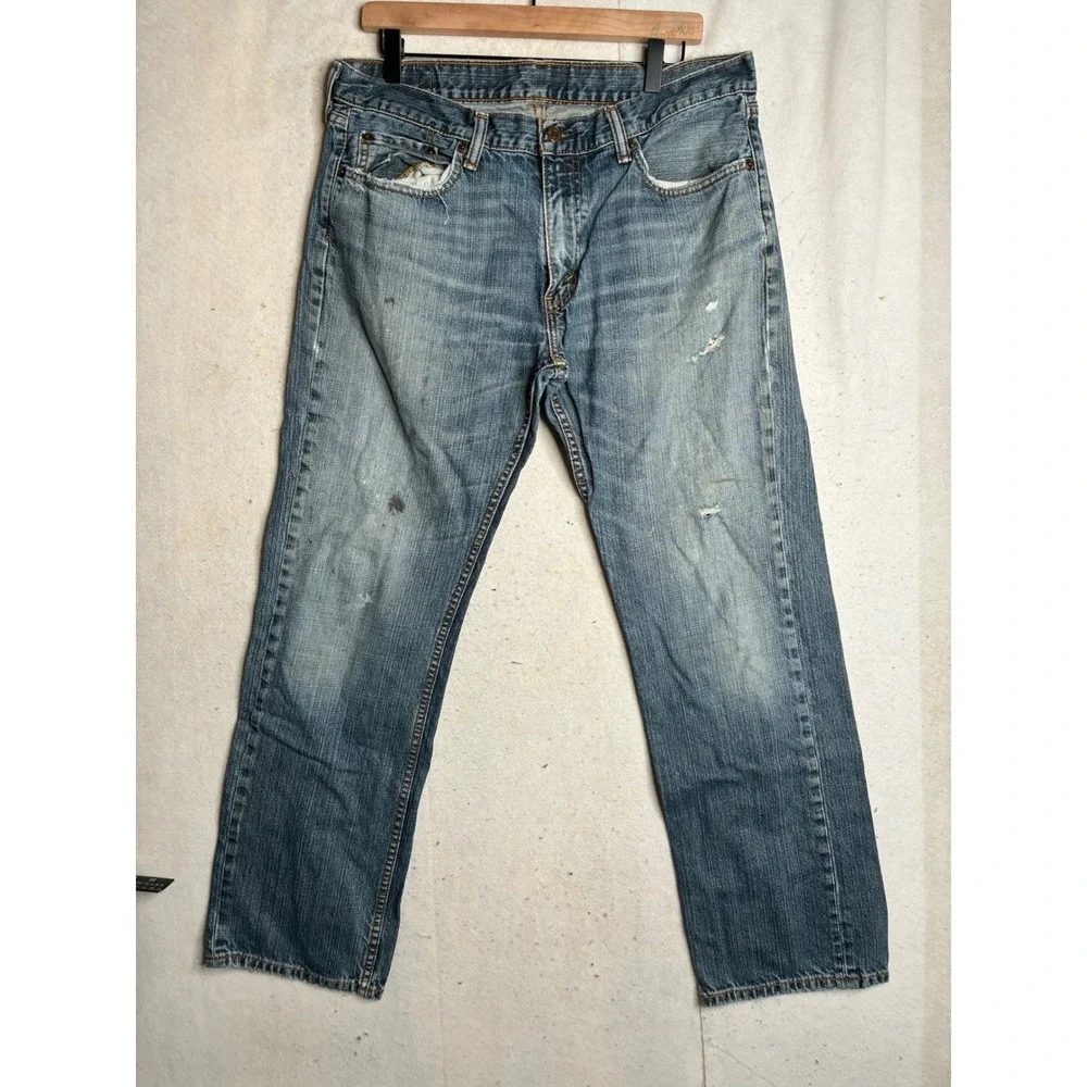 Levis 514 Straight Fit Mens Jeans 34x32 Medium‎ Wash Distressed Blue Denim